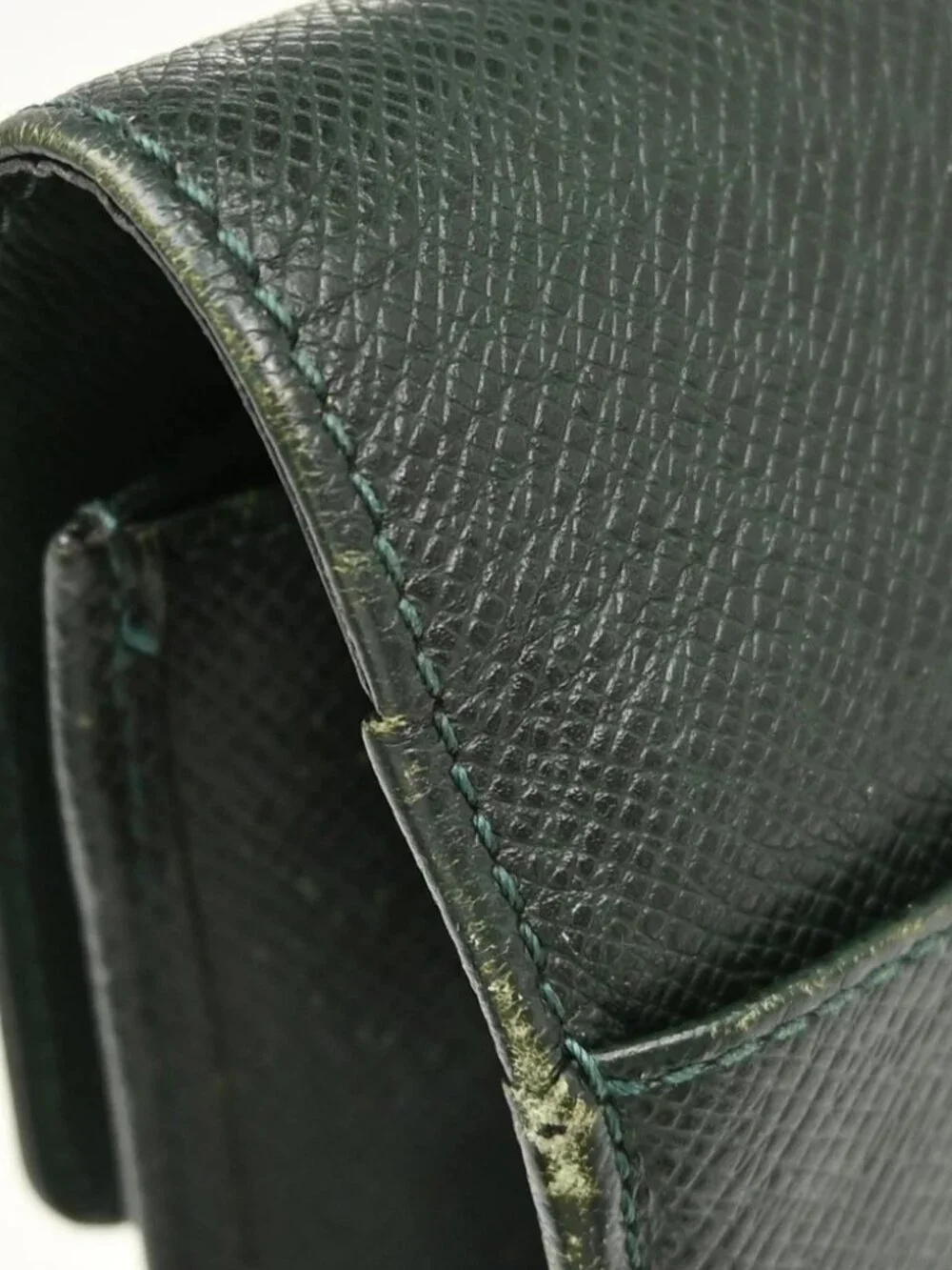 Louis Vuitton Taiga Pochette Kourad Epicea Clutch